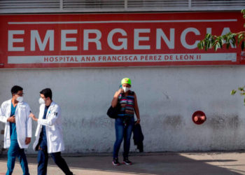 Hospitales en Venezuela están en terapia intensiva