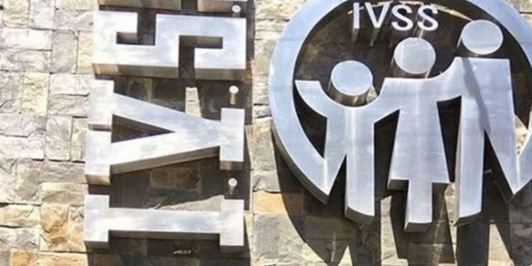 Creación del Ministerio de Adultos Mayores refleja el fracaso del IVSS