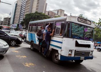 Oficializan en Gaceta Oficial ajuste del pasaje urbano en 100 bolívares