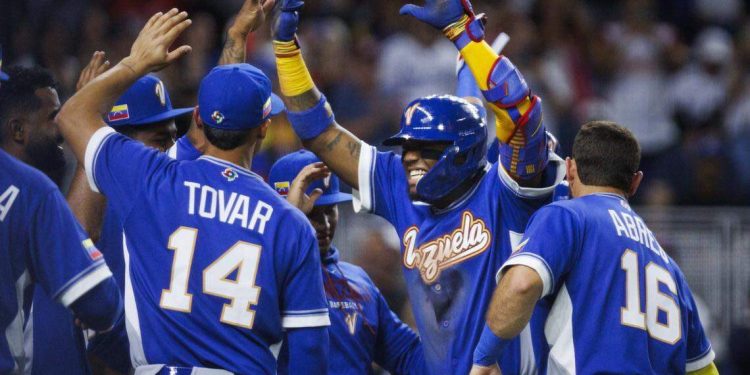 Venezuela derrotó a Italia y se medirá contra EE. UU. en la final del Clásico Mundial de Béisbol