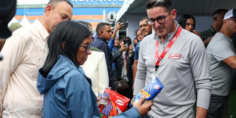 Ejecutivo proyecta crecimiento económico para finales de año