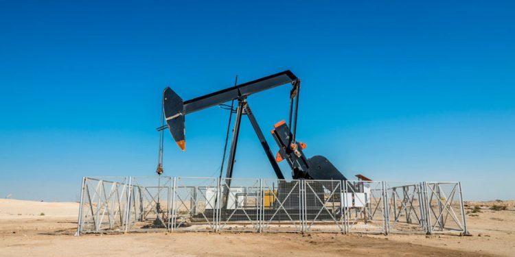 El petróleo no deja de aumentar y supera los 100 dólares por barril