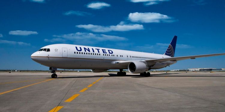 Reanudan servicio diario y sin escalas de United Airlines entre Houston y Caracas