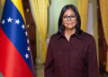 Presentan fotografía oficial de Delcy Rodríguez como presidenta encargada y comandante en jefe de Venezuela