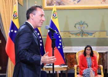 EE. UU. sostiene que Venezuela está alcanzando una «producción récord» de petróleo