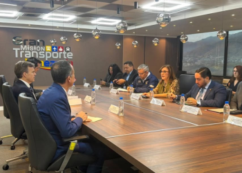 Encargado de negocios de EE. UU. en Caracas se reunió con Ministra de Transporte
