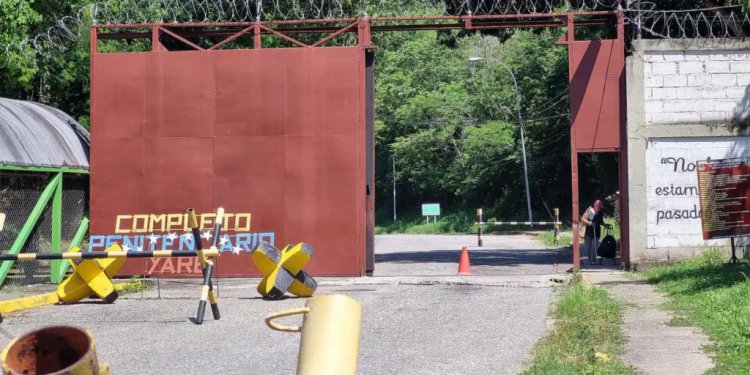 Excarcelados 17 presos políticos de Yare vinculados al caso Pdvsa