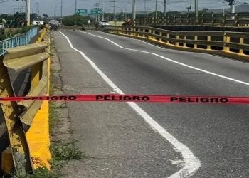 Colegio de Ingenieros de Lara advierte que puente de Santa Rosa se está cayendo