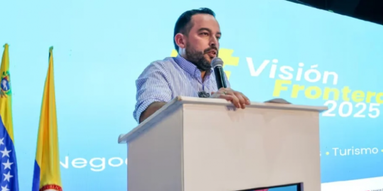 Colombia anunció proyecto de interconexión eléctrica con Venezuela