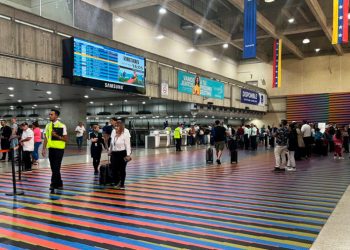 Aplicarán medidas de control en puertos y aeropuertos a viajeros provenientes de zonas con brotes de ébola