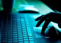 Seguridad informática de usuarios y gobierno en riesgo ante el cibercrimen