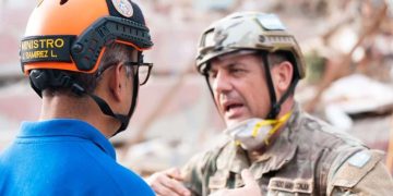 Venezuela y Argentina supervisan despliegue humanitario en La Guaira tras doblete sísmico