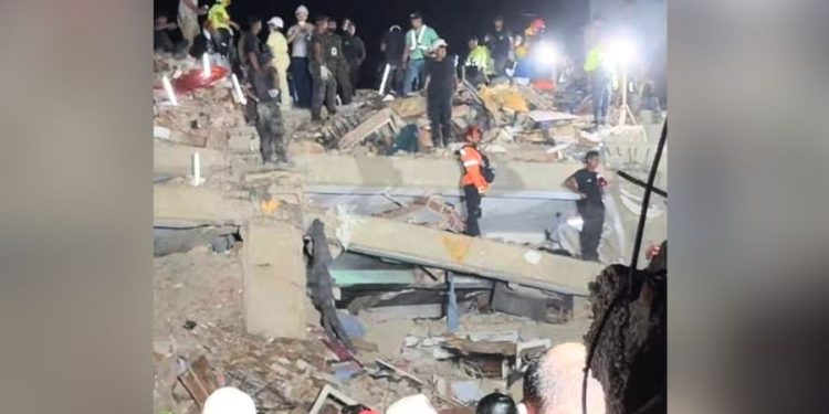 Protección Civil desmiente rescate hoy de sobrevivientes en estructura OPP26 de La Guaira