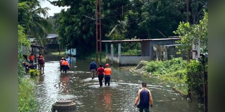 Desborde del río Orinoco obliga a desalojar a 30 familias