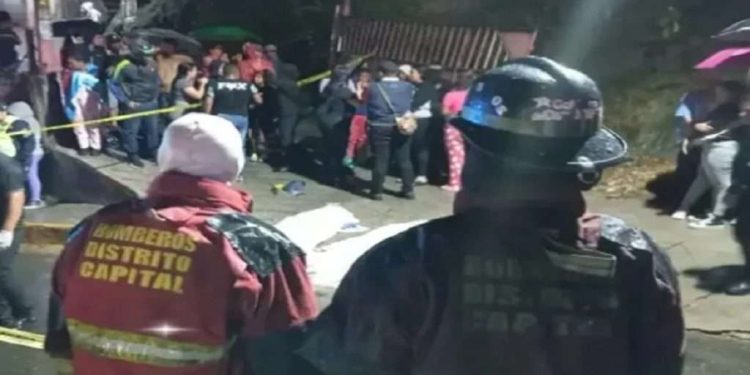 Fuertes lluvias en Caracas dejan dos fallecidas en la parroquia La Vega