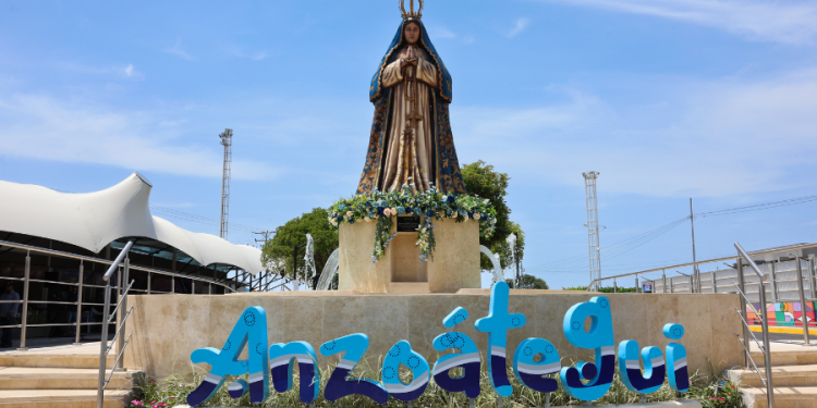 Inauguran monumento a la Virgen del Valle en Puerto La Cruz
