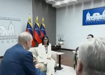 Delcy se reunió con ejecutivos de Chevron en Caracas