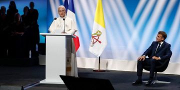Advierte el papa León XIV «Hay que tener cuidado con la ilusión del rearme»