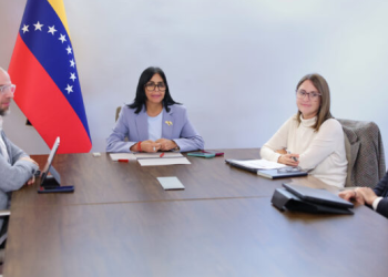 Suspenden obligatoriedad del uso de máquinas fiscales y anuncian reducción de contribuyentes especiales